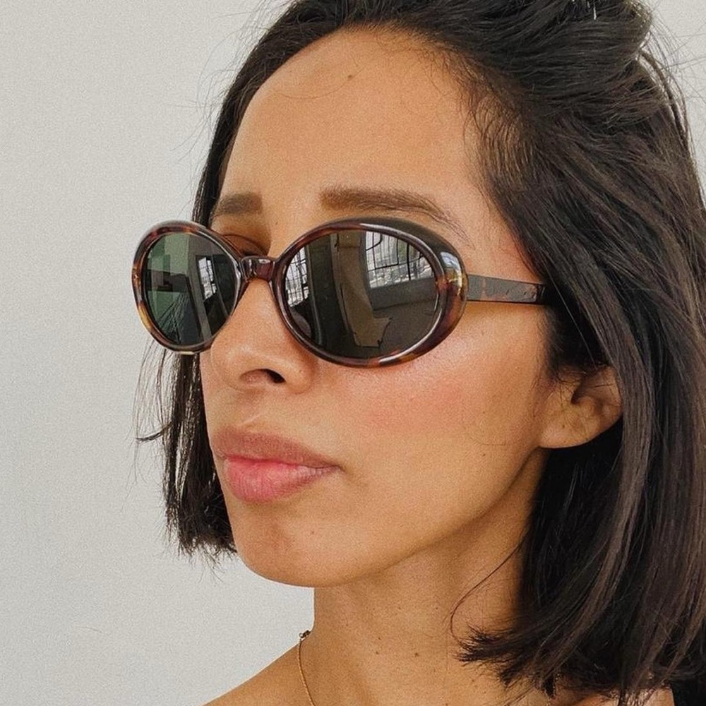 Vintage 90s Tortoise Oval Sunglasses